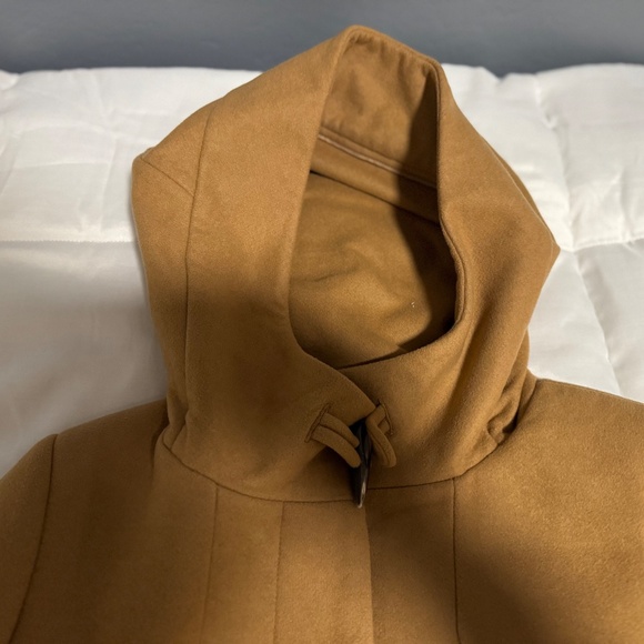 Aritzia Babaton women wool coat Camel color size S - Picture 6 of 6
